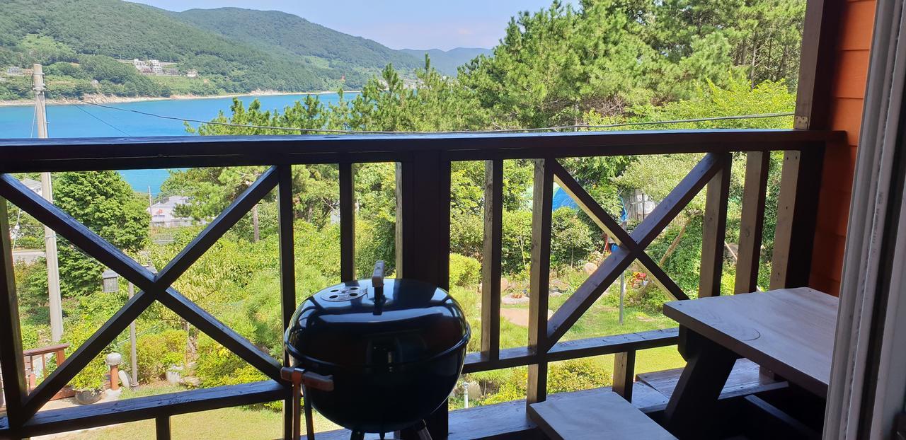 Travel Sketch Pension Geoje Εξωτερικό φωτογραφία